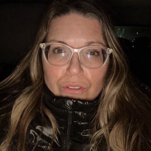 Meet your Posher, Lindsay - Picture 1 of 1